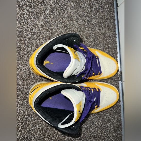 Laker color Jordan 1 Mids. Size 11.5 - Picture 5 of 6